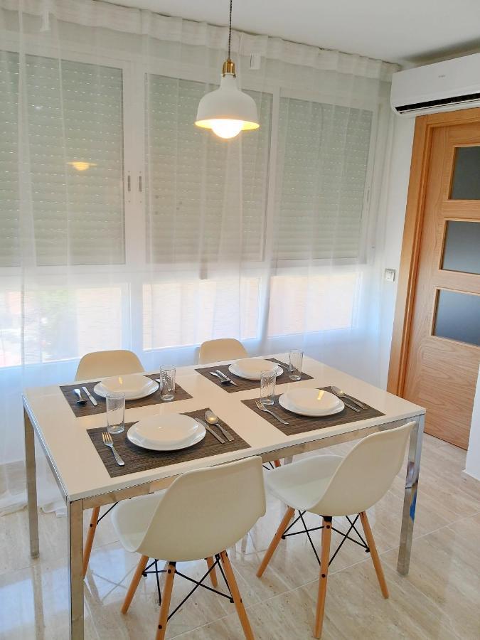 Apartamento Vistas Al Mar, Wifi, Piscina Y Nuevo A Estrenar Benalmádena