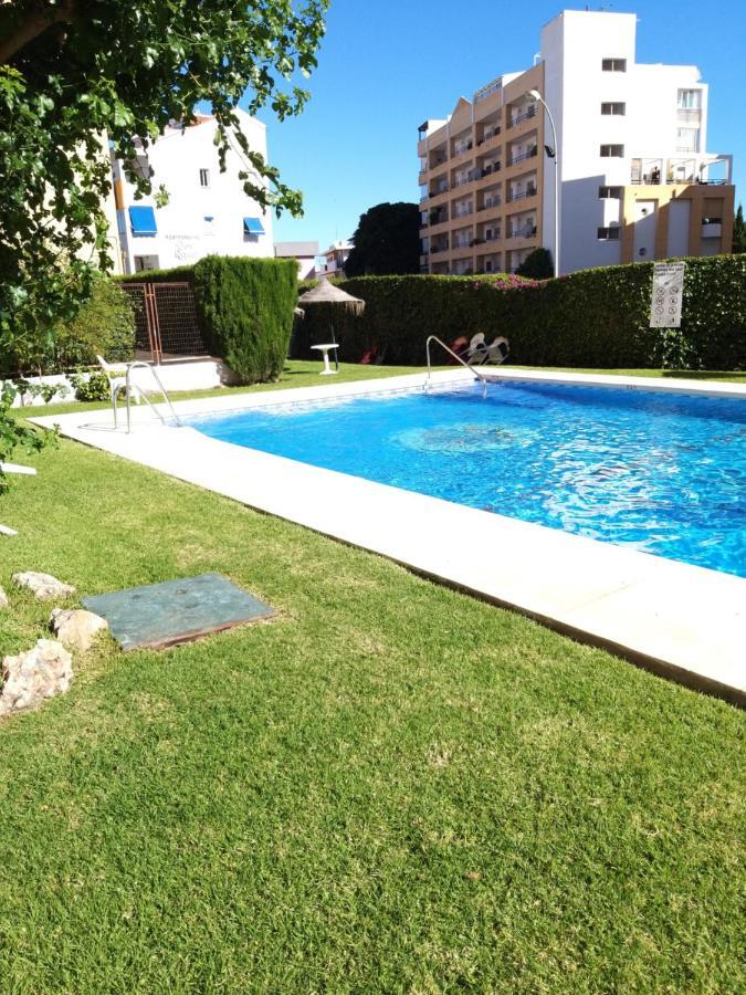 Vistas Al Mar, Wifi, Piscina Y Nuevo A Estrenar * Benalmádena