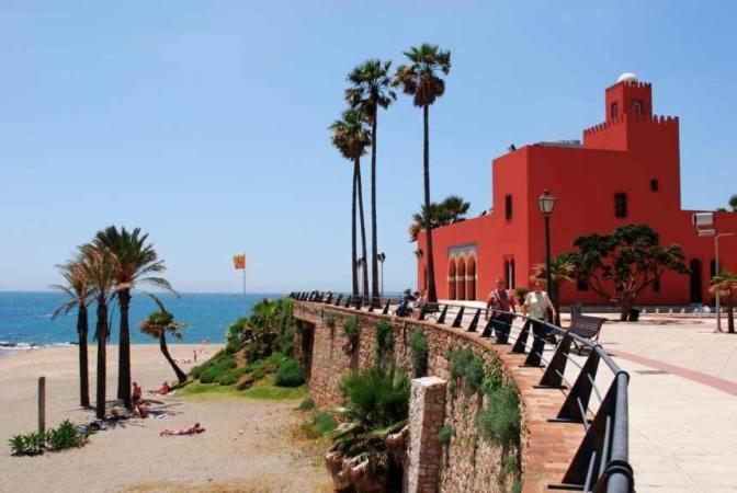 Vistas Al Mar, Wifi, Piscina Y Nuevo A Estrenar Apartamento Benalmádena