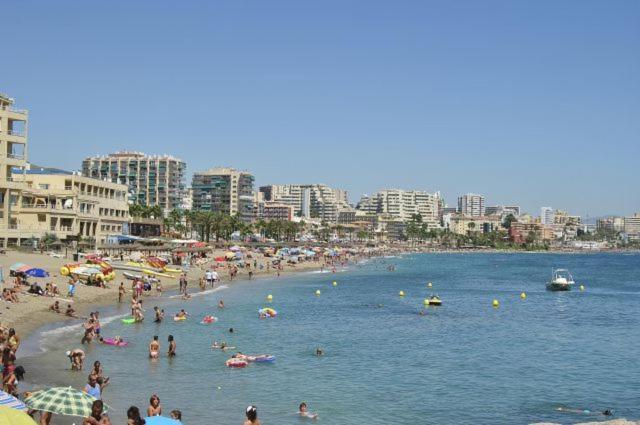Vistas Al Mar, Wifi, Piscina Y Nuevo A Estrenar Apartamento